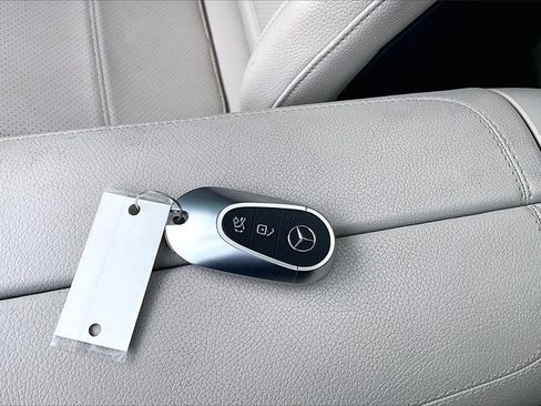 Used 2022 Mercedes-Benz C 300 C 300 image 34