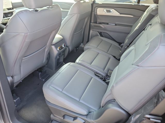 New 2026 Ford Explorer Active w/ Active Comfort Package RWD image 17