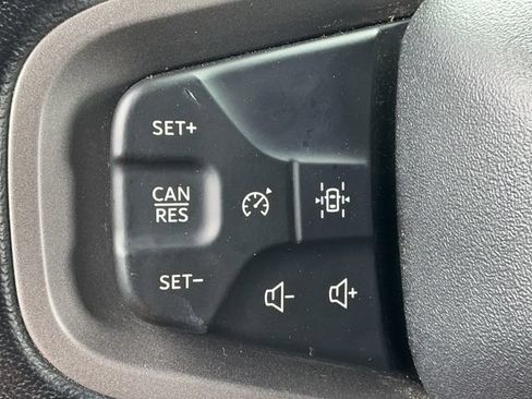 Used 2023 Ford Bronco Black Diamond w/ Sasquatch Package AWD/4WD image 24