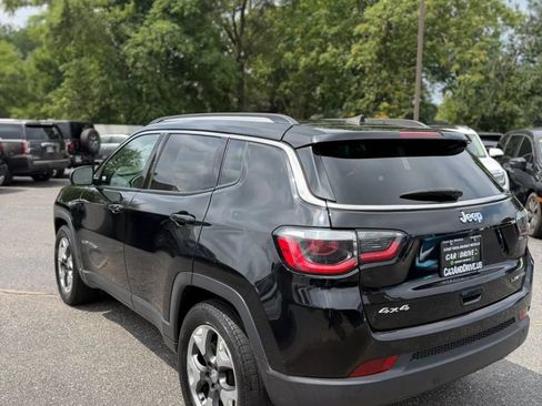 Used 2018 Jeep Compass Limited w/ Navigation Group AWD/4WD image 3