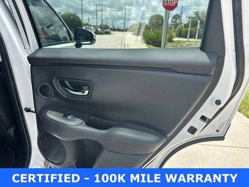Used 2023 Honda HR-V EX-L image 18