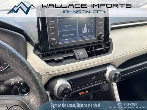 Used 2019 Toyota RAV4 XLE image 24