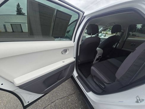 Used 2024 Hyundai Ioniq 5 SEL RWD image 15
