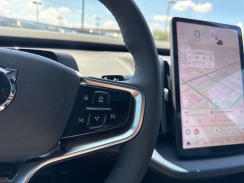 New 2025 Volvo EX30 Plus w/ Protection Package Premier image 30