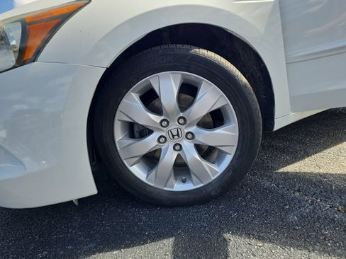 Used 2010 Honda Accord EX-L image 25