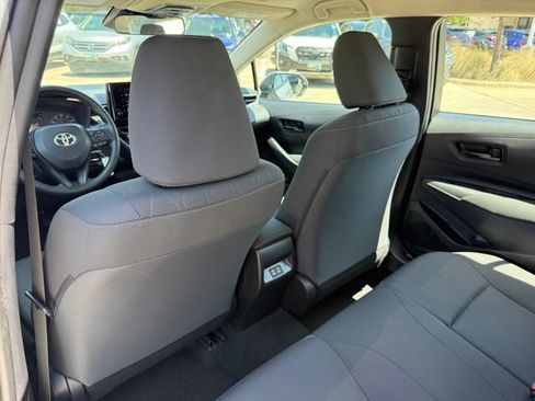 Used 2024 Toyota Corolla LE FWD image 27