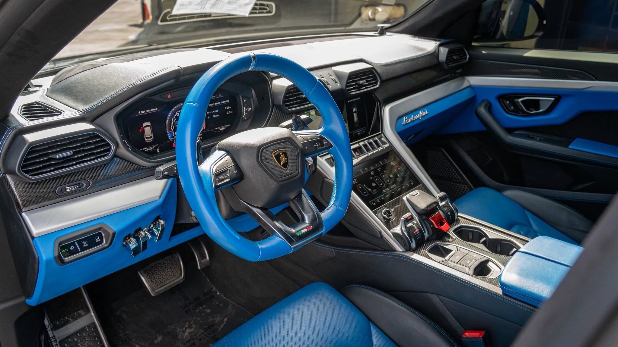 Used 2021 Lamborghini Urus AWD/4WD image 20