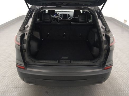 Used 2022 Jeep Cherokee Latitude Lux w/ Sun & Sound Group FWD image 29