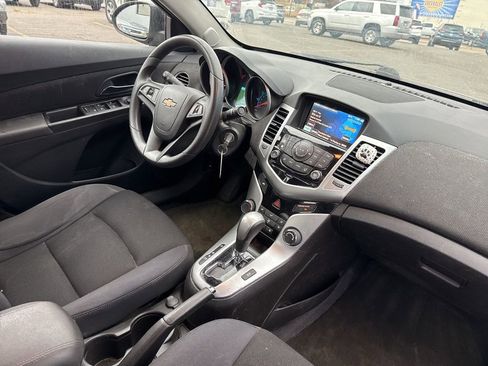 Used 2016 Chevrolet Cruze LT image 29