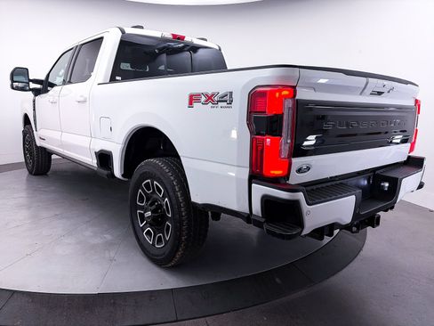 Used 2025 Ford F350 Platinum AWD/4WD image 16