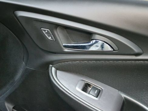 Used 2023 Chevrolet Malibu LT FWD image 9