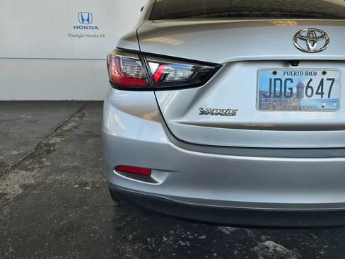Used 2019 Toyota Yaris L FWD image 14