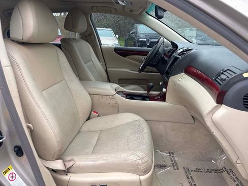 Used 2010 Lexus LS 460 image 9