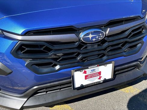 Used 2025 Subaru Crosstrek 2.0i Premium image 29