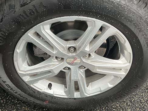 Used 2020 GMC Terrain SLE w/ Driver Convenience Package image 18