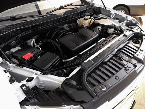 Used 2022 Chevrolet Silverado 1500 LT w/ Z71 Off-Road Package image 52