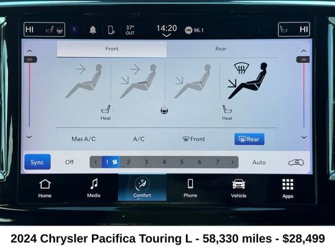 Used 2024 Chrysler Pacifica Touring-L image 17