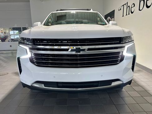 Used 2023 Chevrolet Tahoe LT w/ LT Signature Package AWD/4WD image 2