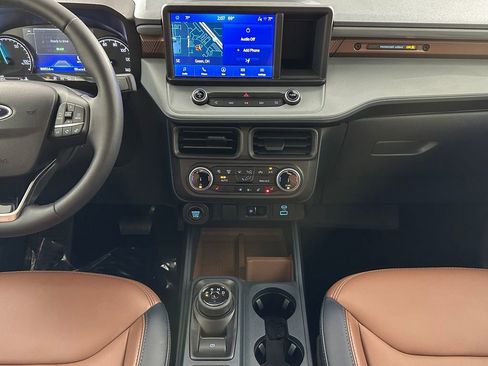 Used 2023 Ford Maverick Lariat w/ Lariat Luxury Package FWD image 22