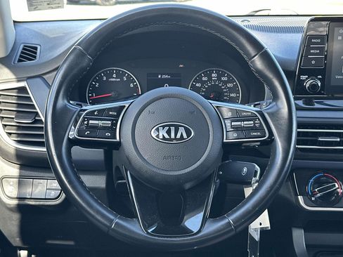 Used 2021 Kia Seltos S image 10