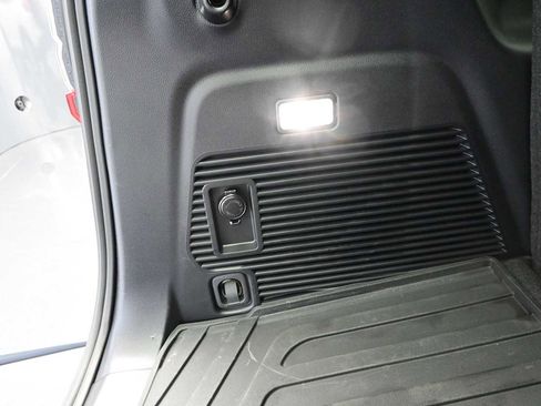 Used 2025 Subaru Ascent Premium AWD/4WD image 57