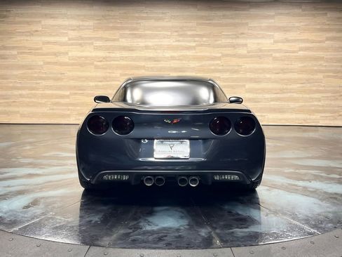 Used 2013 Chevrolet Corvette Z06 w/ 3LZ Preferred Equipment Group image 12