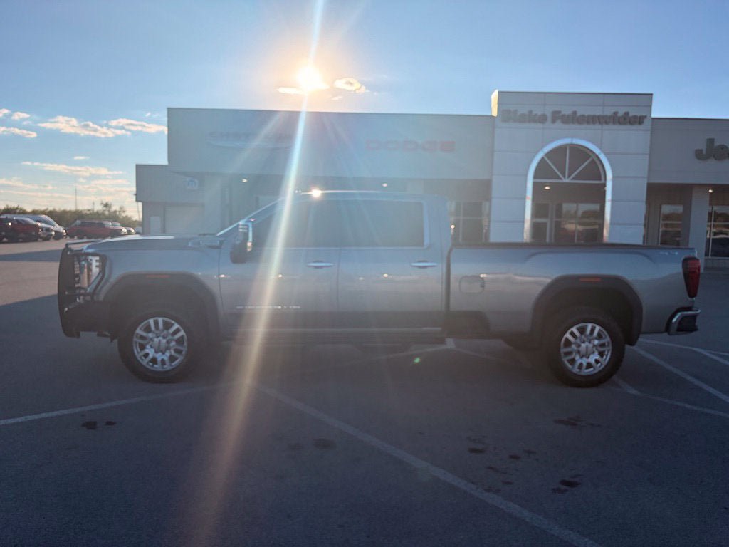 Used 2024 GMC Sierra 3500 SLT w/ SLT Convenience Package AWD/4WD image 6