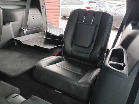 Used 2018 Ford Explorer XLT w/ Equipment Group 202A image 23