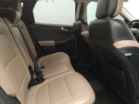 Used 2020 Ford Escape SE Sport image 19