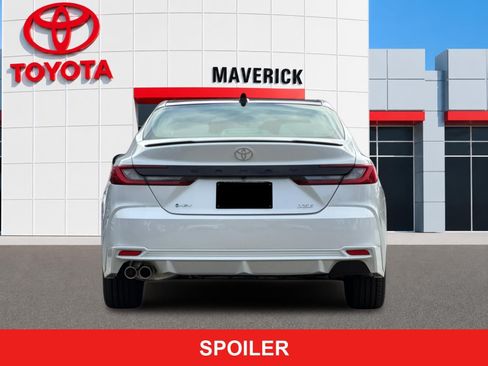 New 2026 Toyota Camry Hybrid FWD image 4