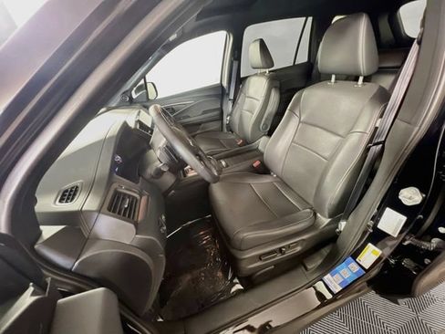 Used 2023 Honda Passport EX-L image 10