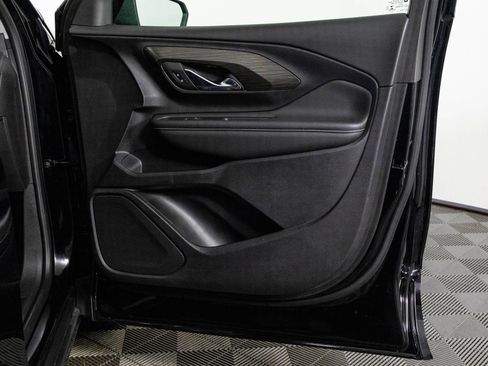 Certified 2023 GMC Terrain SLT image 40