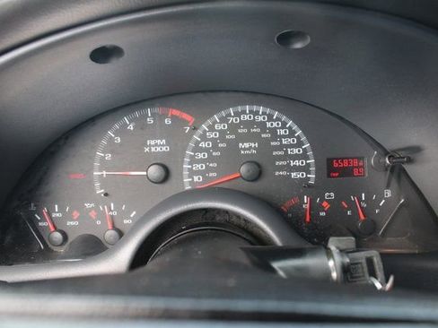 Used 1998 Chevrolet Camaro Z28 w/ Sport Appearance Pkg image 21