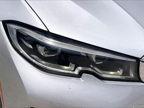 Used 2019 BMW 330i Sedan RWD image 27