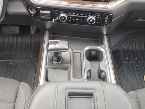 Used 2022 GMC Sierra 1500 Elevation image 17