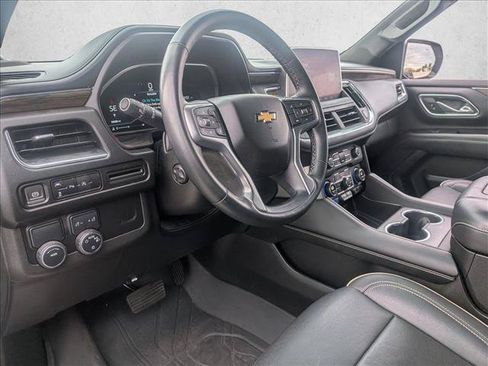 Used 2023 Chevrolet Tahoe Premier RWD image 9