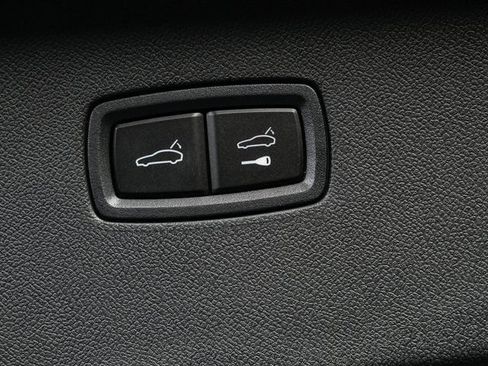 Certified 2026 Porsche Cayenne Coupe AWD/4WD image 31