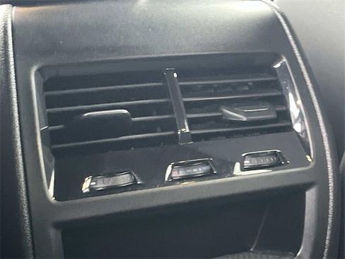 Used 2025 BMW X5 xDrive50e w/ Premium Package image 18