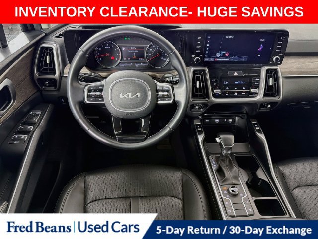 Used 2023 Kia Sorento S AWD/4WD image 29