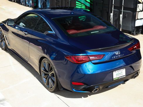 Used 2019 INFINITI Q60 Red Sport 400 RWD image 8