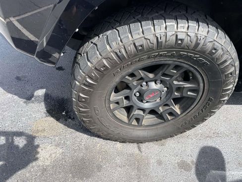 Used 2023 Toyota 4Runner SR5 image 32