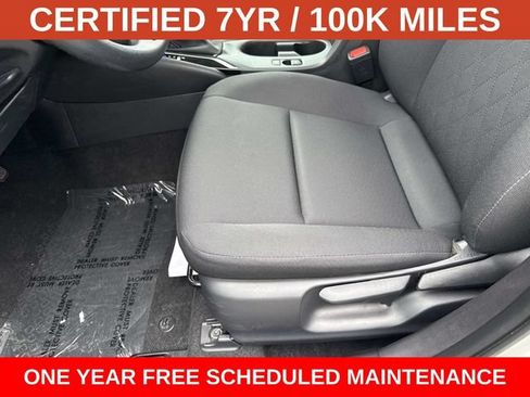 Used 2025 Toyota Corolla LE FWD image 15