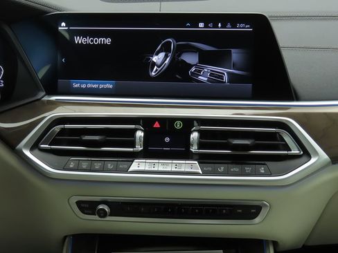 Certified 2023 BMW X5 xDrive45e w/ Executive Package image 14