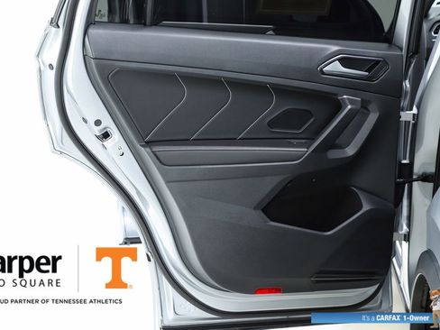 Used 2023 Volkswagen Tiguan SE R-Line image 55