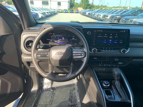 Used 2024 Chevrolet Colorado Trail Boss w/ Advanced Trailering Package AWD/4WD image 9