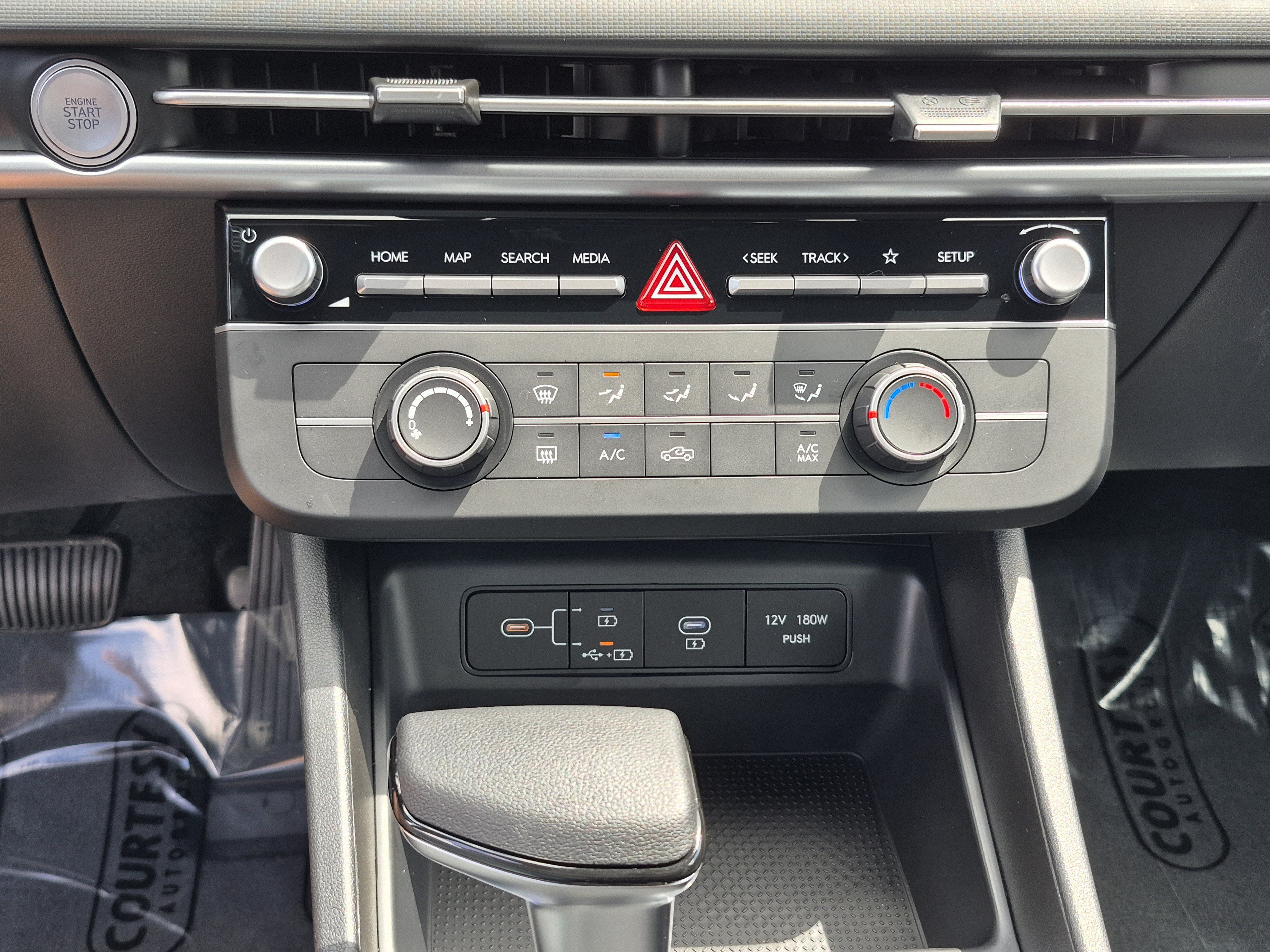 New 2027 Hyundai Santa Cruz SE FWD image 24