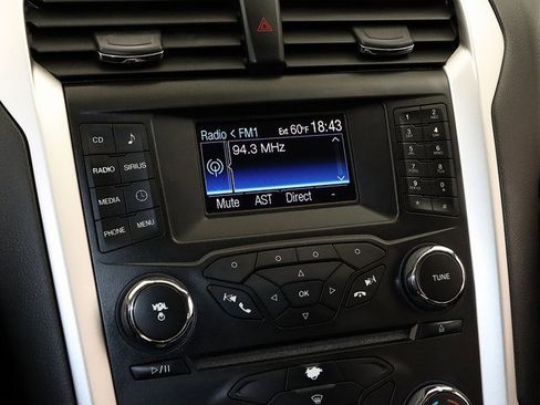 Used 2013 Ford Fusion SE image 17