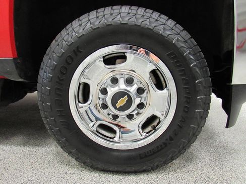 Used 2019 Chevrolet Silverado 2500 W/T image 13