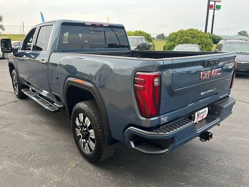Used 2025 GMC Sierra 3500 Denali w/ Denali Reserve Package AWD/4WD image 6