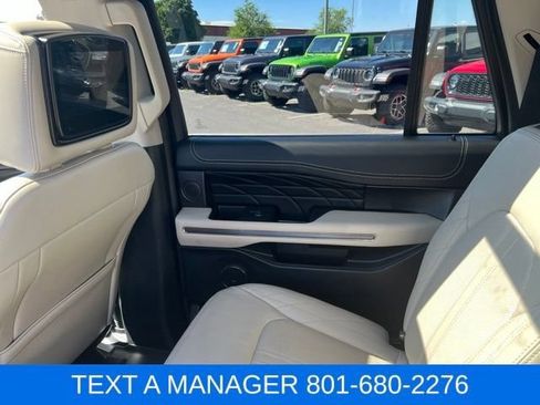 Used 2021 Ford Expedition Max Platinum AWD/4WD image 34